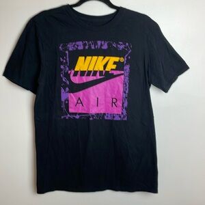 Women’s Nike Air T-Shirt Size Medium Color Black Purple